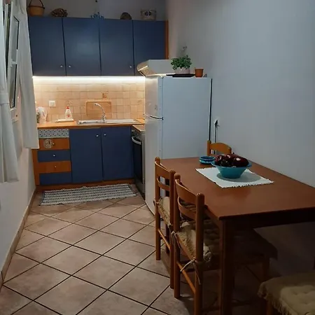 בית נופש Theros